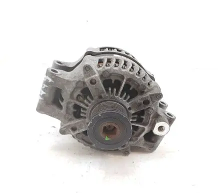 BMW 1 E82 E88 Generator/alternator 7550468
