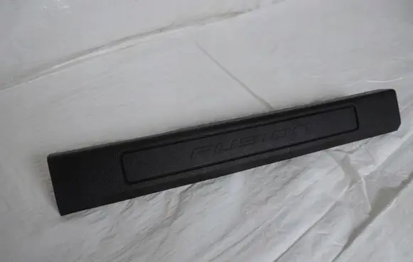 Ford Fusion II Sill/side skirt trim DS73F13200A