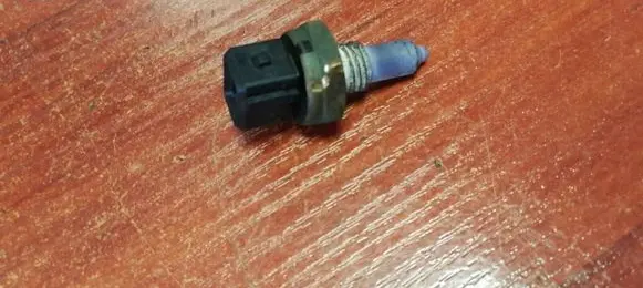 BMW 3 E46 Coolant temperature sensor 1433076