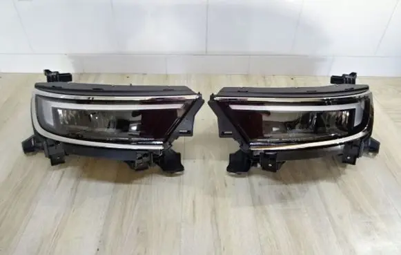Opel Mokka B Headlight/headlamp 9834008280