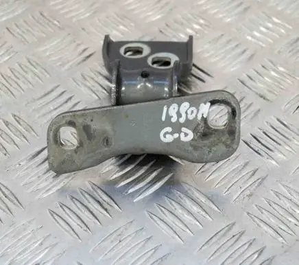 Opel Astra J Tailgate/trunk/boot hinge 13275575