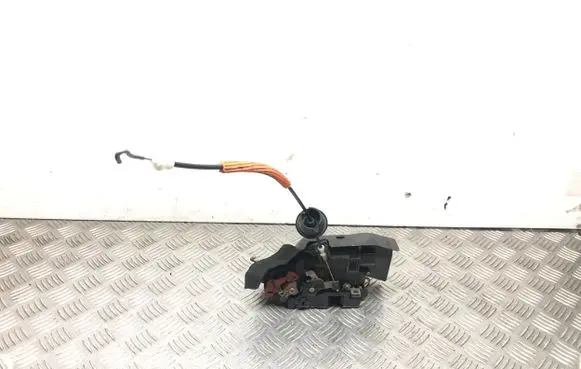 Audi A4 S4 B6 8E 8H Rear door lock 8E0839349