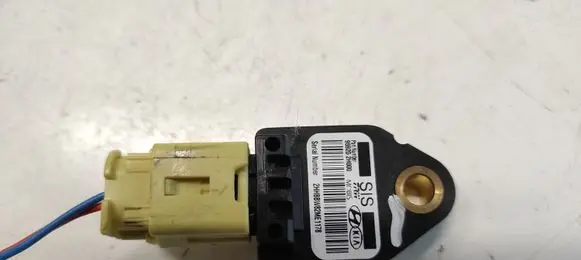 KIA Ceed Airbag deployment crash/impact sensor 959202H000 2HHBBW82ME1178