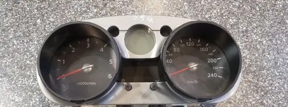 Nissan Qashqai+2 Speedometer (instrument cluster)