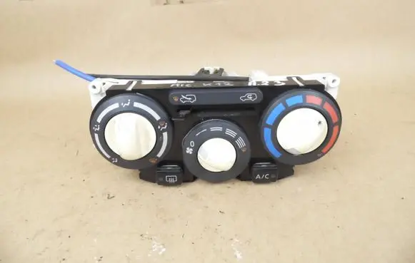 Nissan Micra Climate control unit
