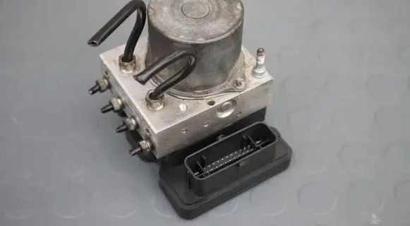 Subaru Forester SJ ABS Pump 2265106455