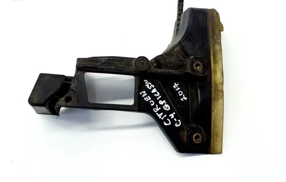 Citroen C4 II Picasso Timing chain cover 9807147380