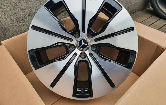Mercedes-Benz EQC R19 alloy rim A2934010100