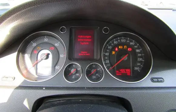 Volkswagen PASSAT B5.5 Speedometer (instrument cluster) 