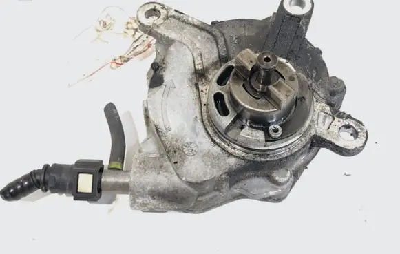 Toyota Corolla E120 E130 Vacuum pump