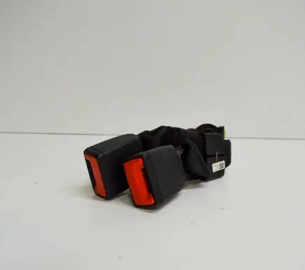 Volkswagen Jetta VII Middle seatbelt buckle (rear) 17A857739