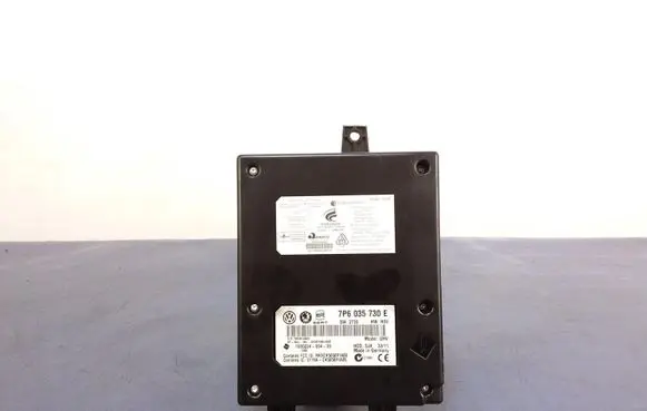 Volkswagen PASSAT B7 Voice control module 7P6035730E