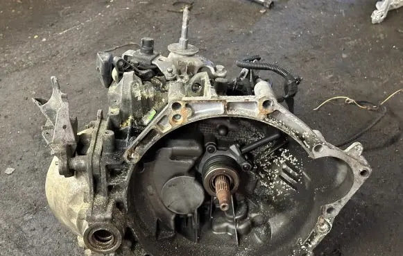Citroen DS4 Manual 6 speed gearbox 20MB33