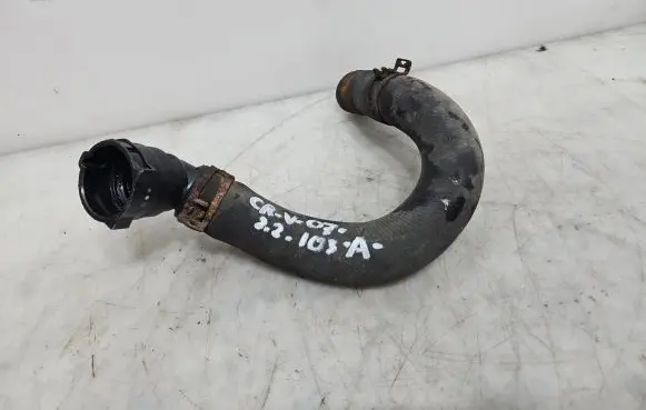Coolant pipe/hose