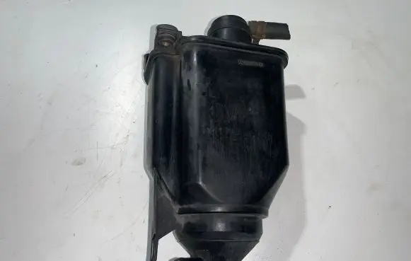 Seat Leon (1M) Active carbon filter fuel vapour canister 1J0201801H 201160D WW013