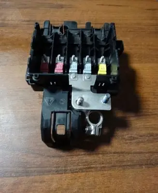 Porsche Taycan 9J1 Fuse box set