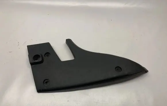 Chevrolet Camaro Rear/tail light trim molding 84070693