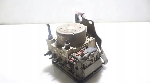 Skoda Octavia Mk3 (5E) ABS Pump