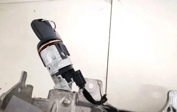 Citroen C4 I Picasso Ignition lock