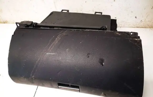 Mercedes-Benz A W169 Glove box 