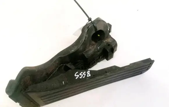 Skoda Octavia Mk2 (1Z) Accelerator throttle pedal 1K1721503P