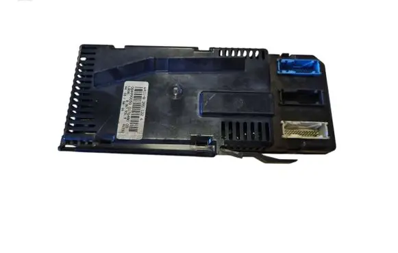 BMW 5 E34 Air conditioning/heating control unit 8390122 084990050