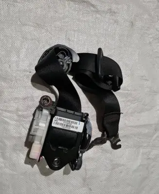 BMW X3 F25 Front seatbelt S1725843506 11B2534P0502 3066322
