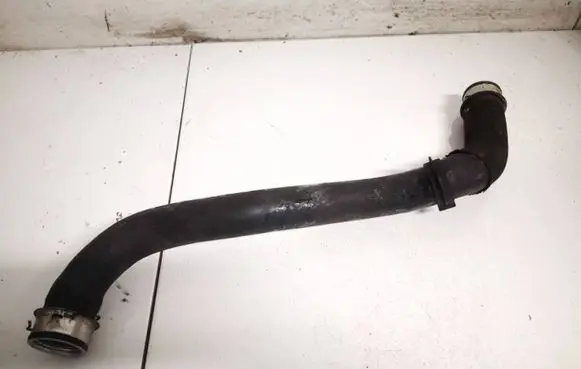 Mercedes-Benz CLS C219 Engine coolant pipe/hose A2115015382