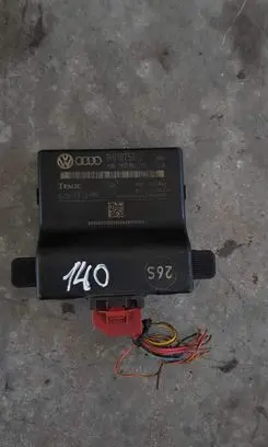 Volkswagen Touran I Gateway control module 1K0907530C 1K0907951