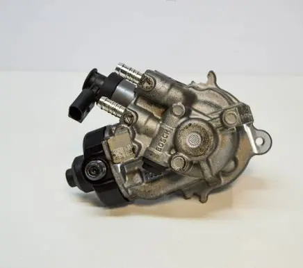 Audi A6 S6 C7 4G Fuel injection high pressure pump 04L130755E