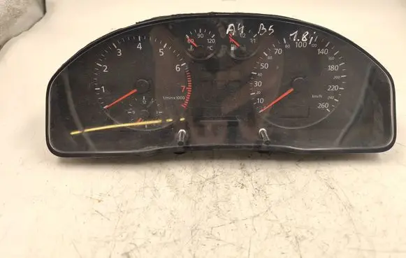 Audi A4 S4 B5 8D Speedometer (instrument cluster) 110008884002 8D0919861C
