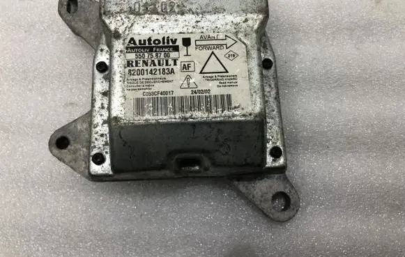Renault Laguna II Airbag control unit/module 8200142183A