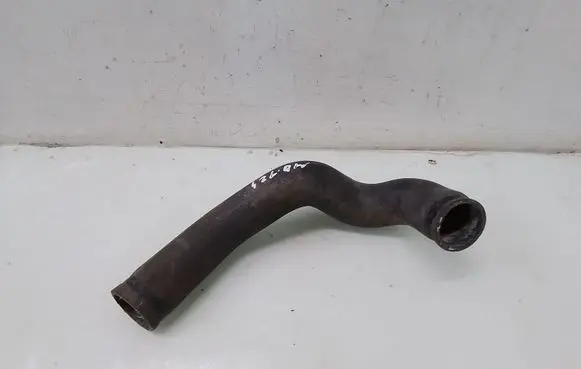 Mercedes-Benz E W124 Engine coolant pipe/hose