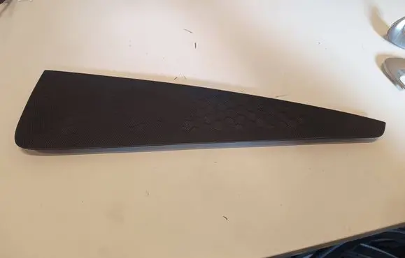 Audi A4 S4 B8 8K Dash center speaker trim cover 8T2819636