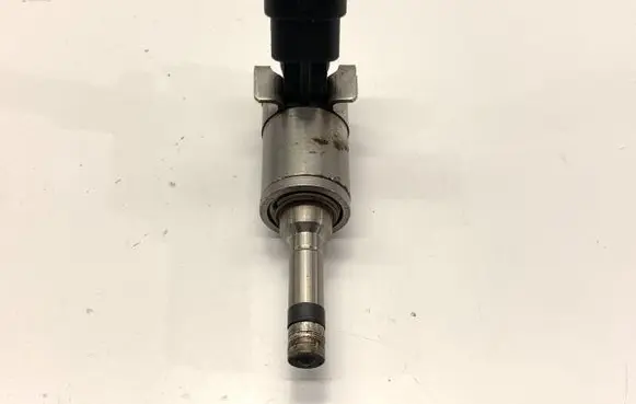 Opel Insignia A Fuel injectors set 0261500112