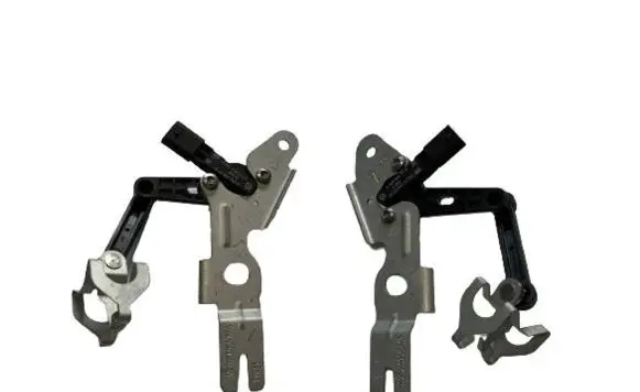 Mercedes-Benz C W206 Front height sensor lever a0009053713 0009053713 a2069053603
