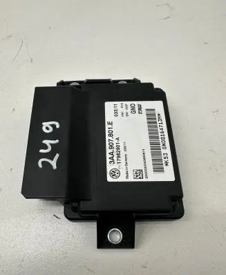 Volkswagen PASSAT B7 Hand brake control module GN00164713M 17982901A