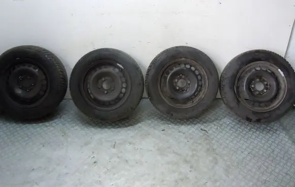 Mercedes-Benz A W169 R15 steel rim 1694000402