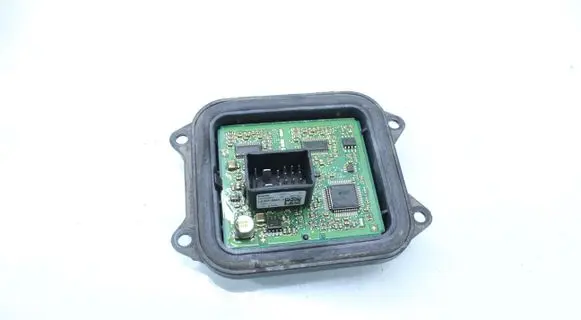 BMW X5 E70 Headlight ballast module Xenon 7189311