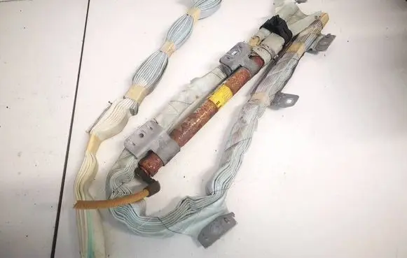 Roof airbag