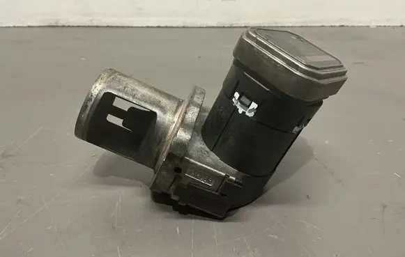 Mercedes-Benz ML W164 EGR valve 109315 00005320C2 AC2060161468
