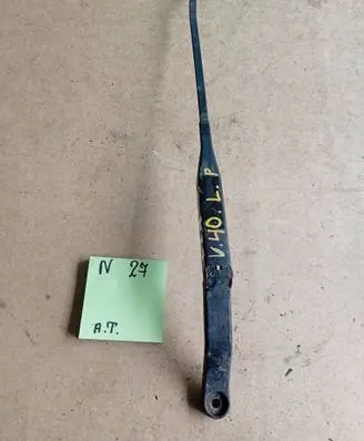 Volvo S40, V40 Front wiper blade arm 56745656