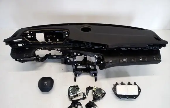 Peugeot 5008 II Dashboard 17251834482