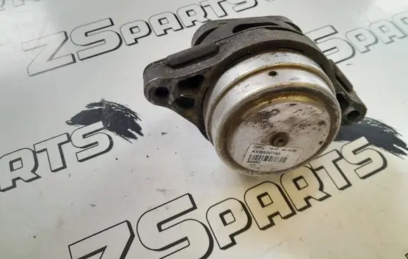 Land Rover Range Rover L322 Engine mount bracket KKB500740 BX6BC
