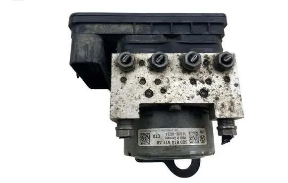 Volkswagen PASSAT B8 ABS Pump 3Q0907379AB