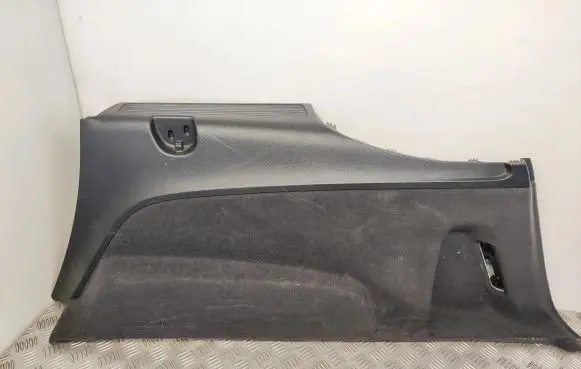Audi Q7 4M Trunk/boot side trim panel 4M0863880B