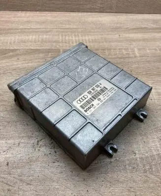 Audi A4 S4 B5 8D Engine control unit/module ECU 8D0907558A 0261204504