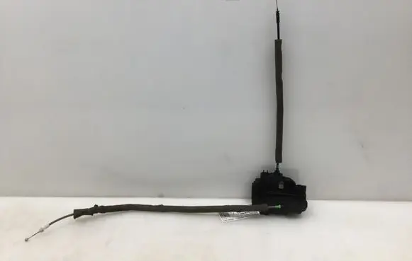 Nissan Qashqai Tailgate/trunk/boot lock/catch/latch P32LRRS