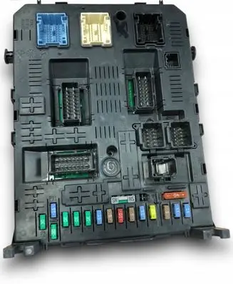 Citroen C5 Fuse module 966405888002