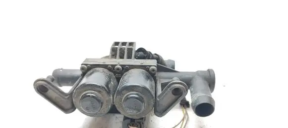 BMW 5 GT F07 Coolant heater control valve 9119164 1147412200 090407